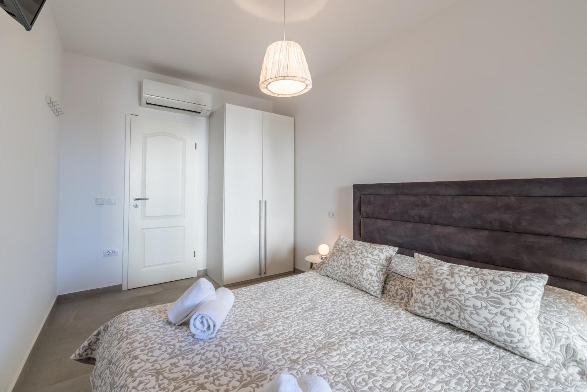 Villa Luce Del Sole Mirca  Екстер'єр фото